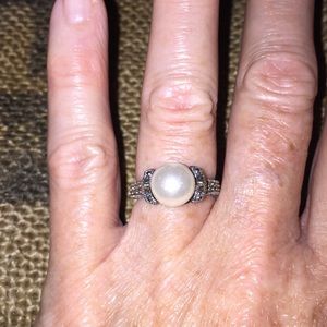 ❤️Sterling silver, Marcasite Faux Pearl ring